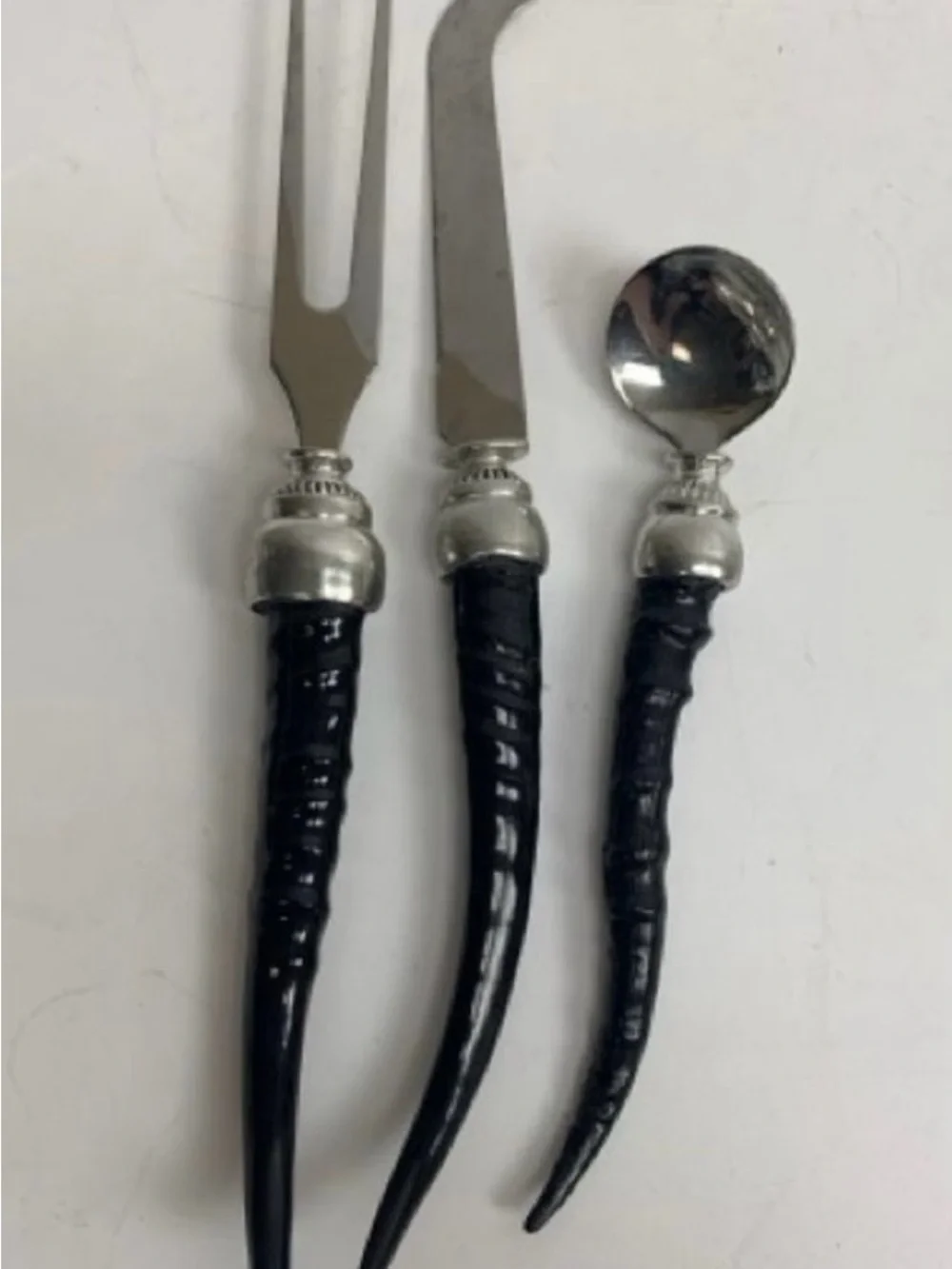 Diana Carmichael Six Piece Serving Set- Impondo Zulu Collection
